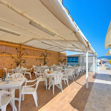 Villaggio Riva Musone-2